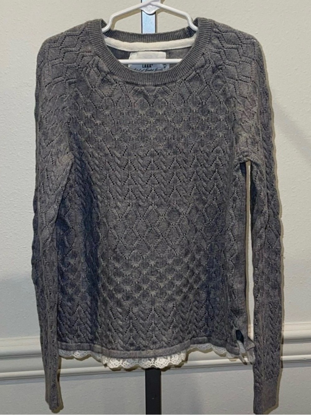 L.OG.G. Label of Graded Goods Gray & Lace Pullover Sweater, 8-10